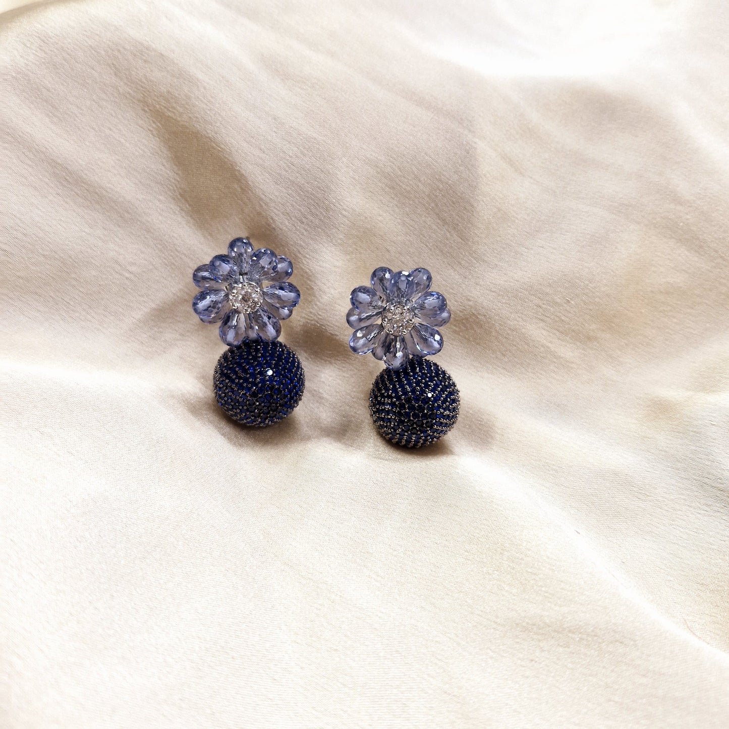 Neelam Pop Earrings