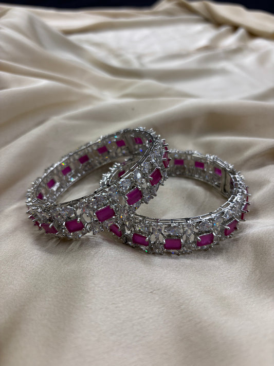 Ruhani Charm Bangle