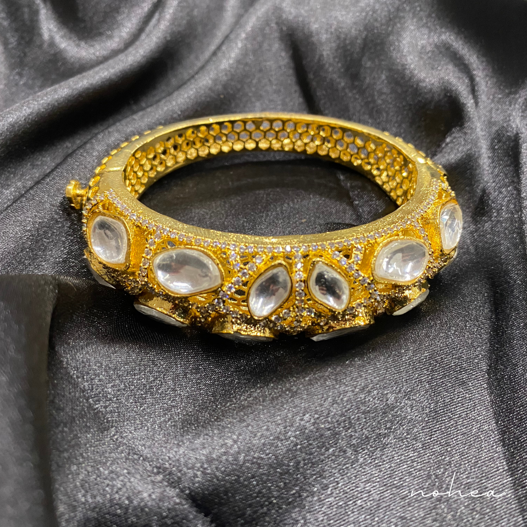 Zakiyah Kundan Bangle Cuff