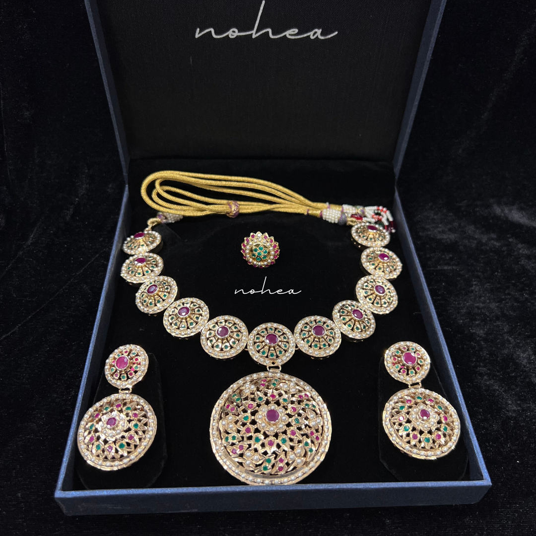 Laranya Jadua Jewellery Set