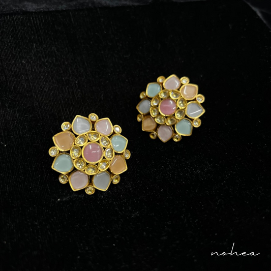 Apricia Stud Earrings