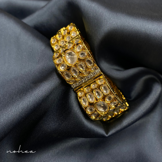 Nyra Kundan Bangle