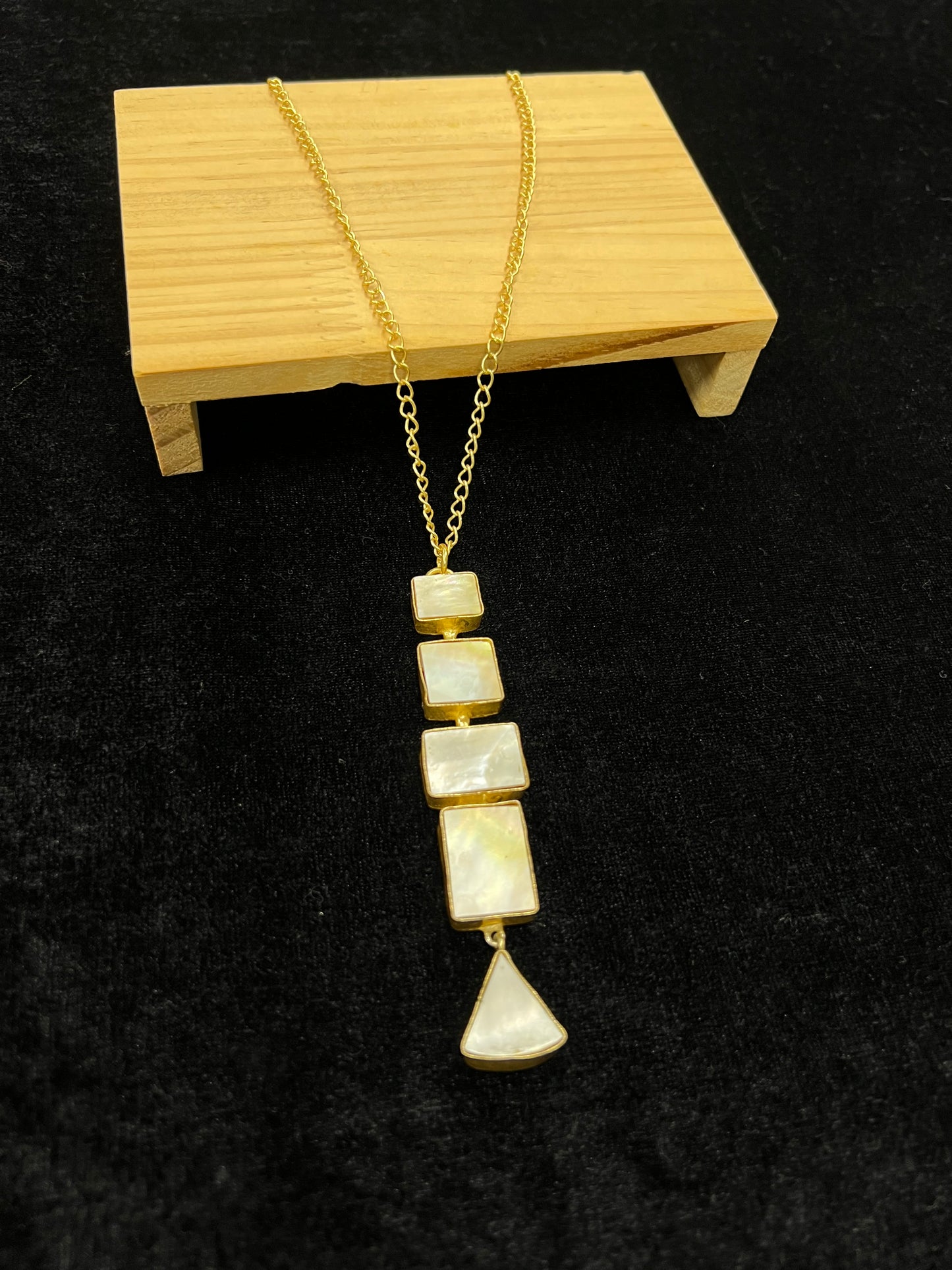 Pearl Ladder Pendant Necklace